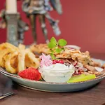 & Restaurant Sparta