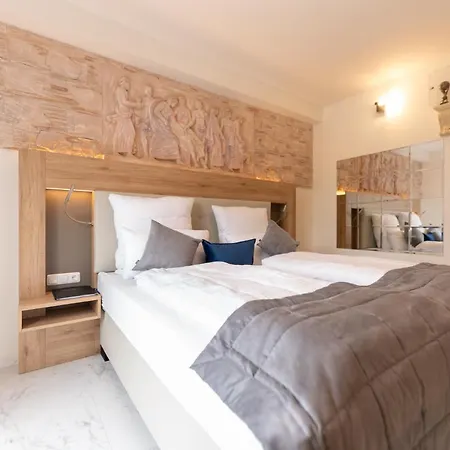 Hotel Sparta 3*