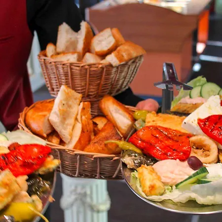 מלון & Restaurant Sparta 3*