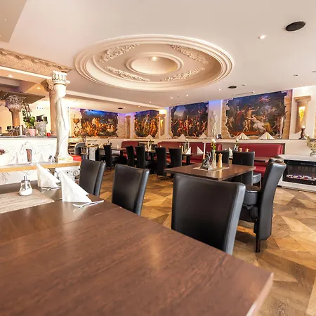 & Restaurant Sparta
