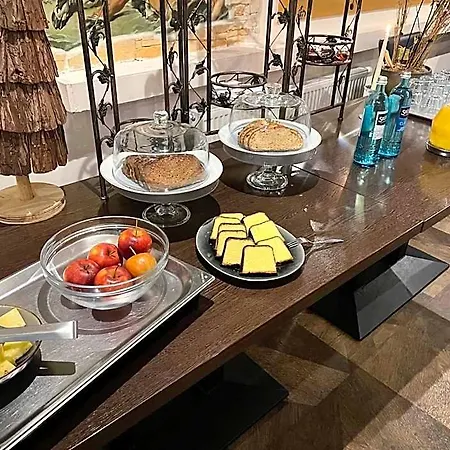 & Restaurant Sparta Ξενοδοχείο 3*